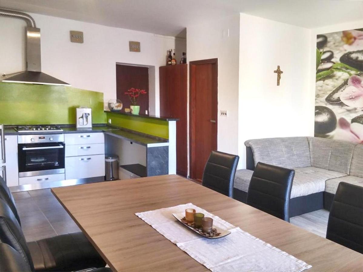 Apartments And Room Lotus Tribalj Εξωτερικό φωτογραφία