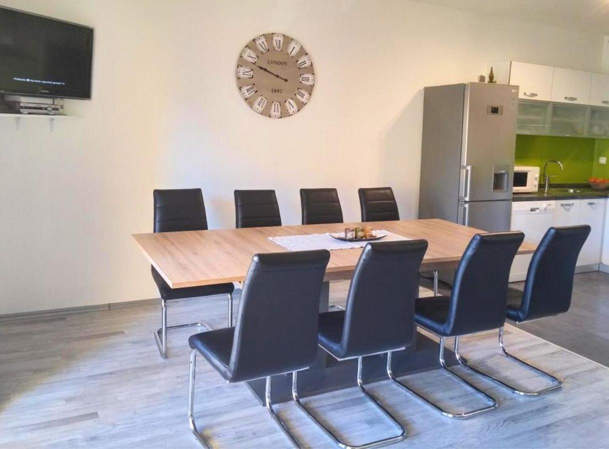 Apartments And Room Lotus Tribalj Εξωτερικό φωτογραφία