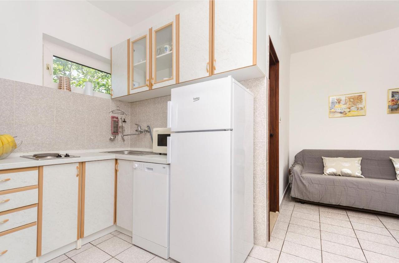 Apartments And Room Lotus Tribalj Εξωτερικό φωτογραφία