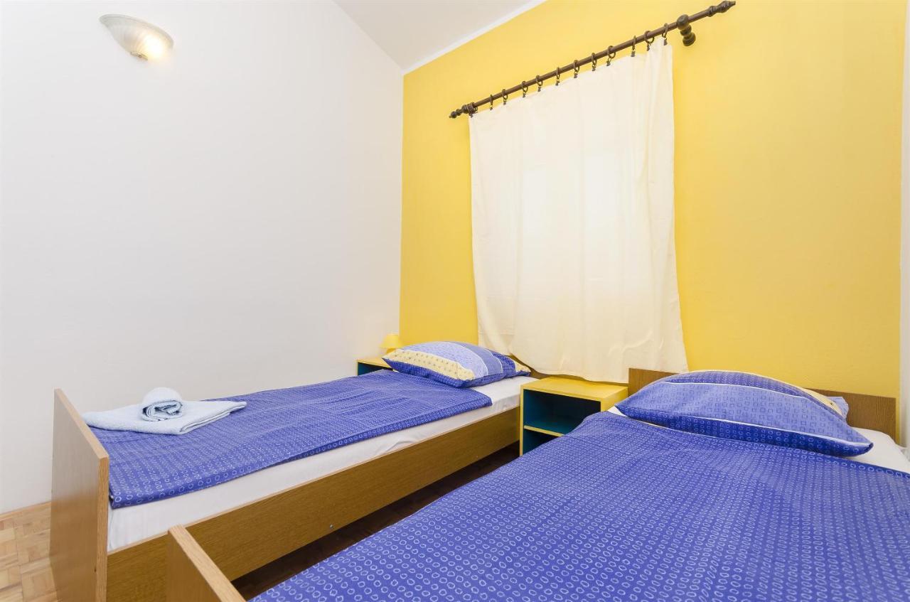 Apartments And Room Lotus Tribalj Εξωτερικό φωτογραφία